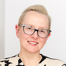 Emily Fiddian, Therapist